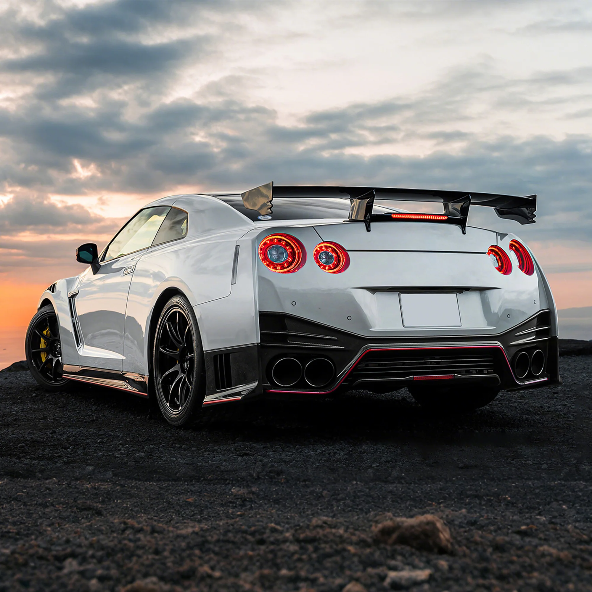 VLAND LED Taillights For 2008-2023 Nissan GTR R35 - Image 8